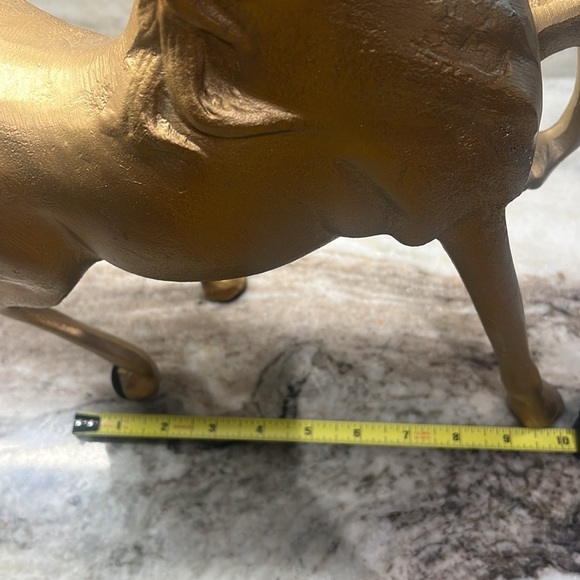 Elegant Gold Horse Sculpture - Picture 4 of 5